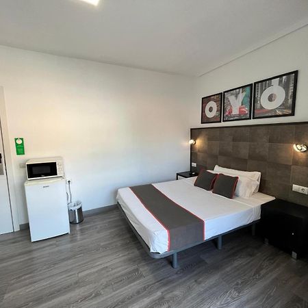Hotel Hello Feria Madrid Esterno foto