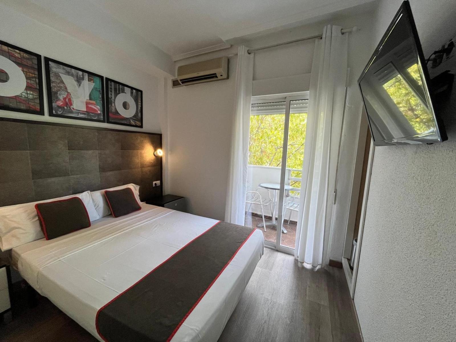 Hotel Hello Feria Madrid Esterno foto