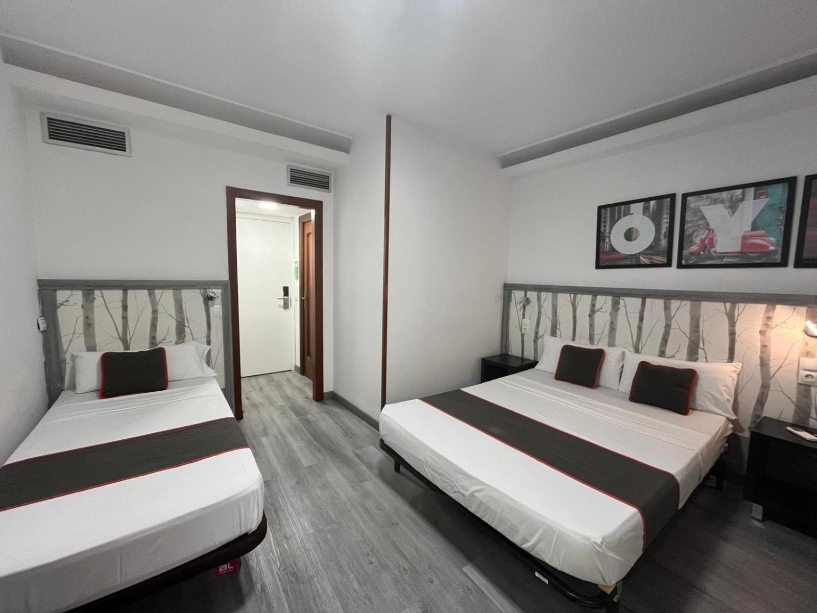 Hotel Hello Feria Madrid Esterno foto