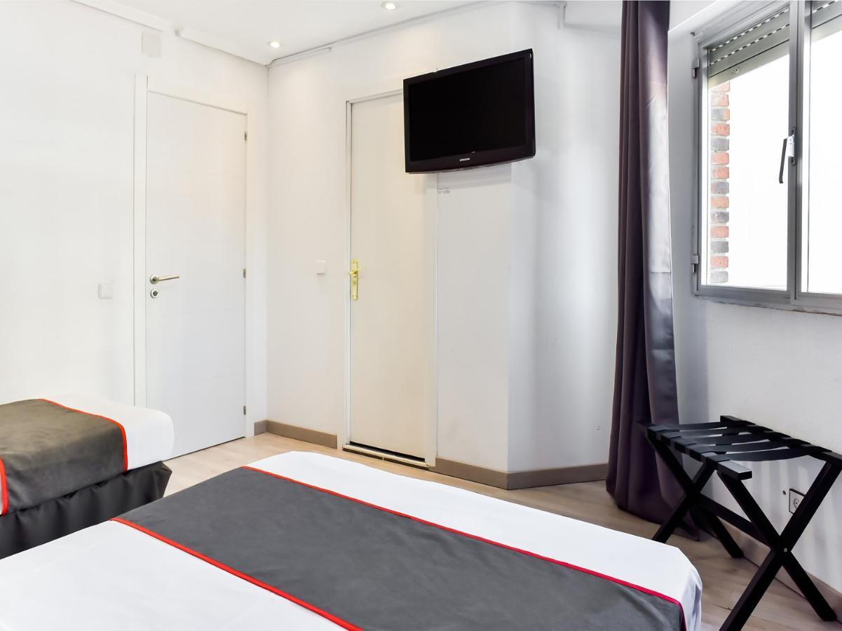 Hotel Hello Feria Madrid Esterno foto